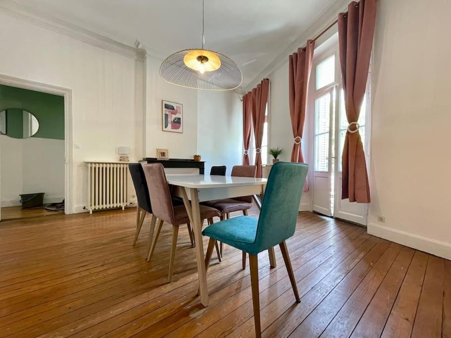 Le Varsovie ※ 4 Balcons Carcassonne Bagian luar foto
